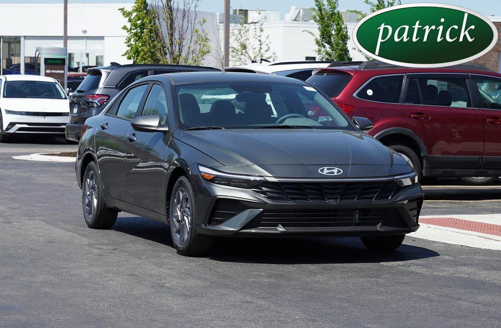 new 2025 Hyundai ELANTRA HEV car, priced at $25,965