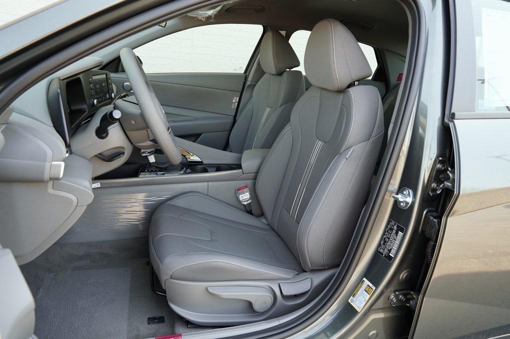 new 2025 Hyundai ELANTRA HEV car, priced at $25,965