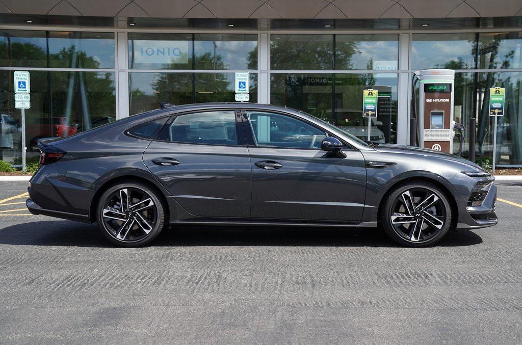 new 2025 Hyundai Sonata car, priced at $36,060