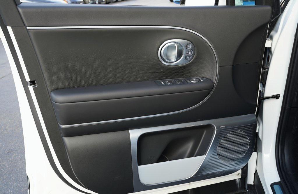 new 2026 Hyundai IONIQ 9 car, priced at $72,375