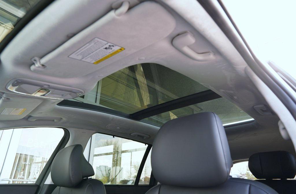 new 2026 Hyundai IONIQ 9 car, priced at $72,375