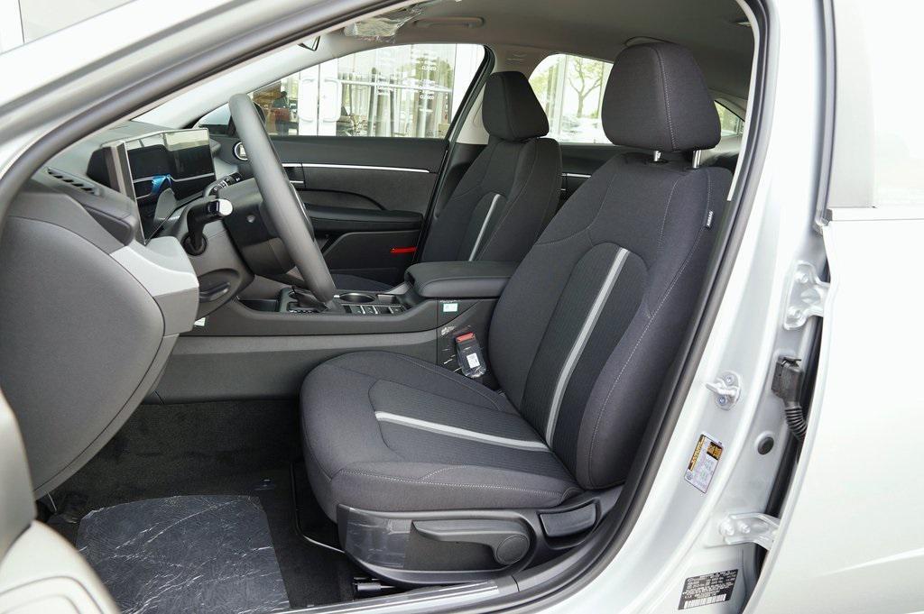 new 2025 Hyundai Sonata car, priced at $27,658