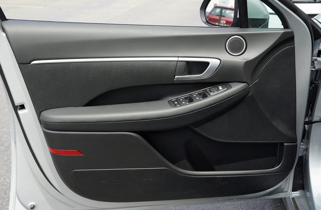 new 2025 Hyundai Sonata car, priced at $27,658