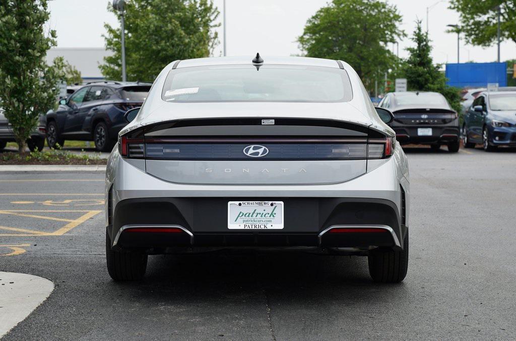 new 2025 Hyundai Sonata car, priced at $27,658