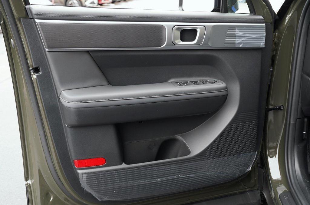 new 2025 Hyundai Santa Fe car, priced at $39,938