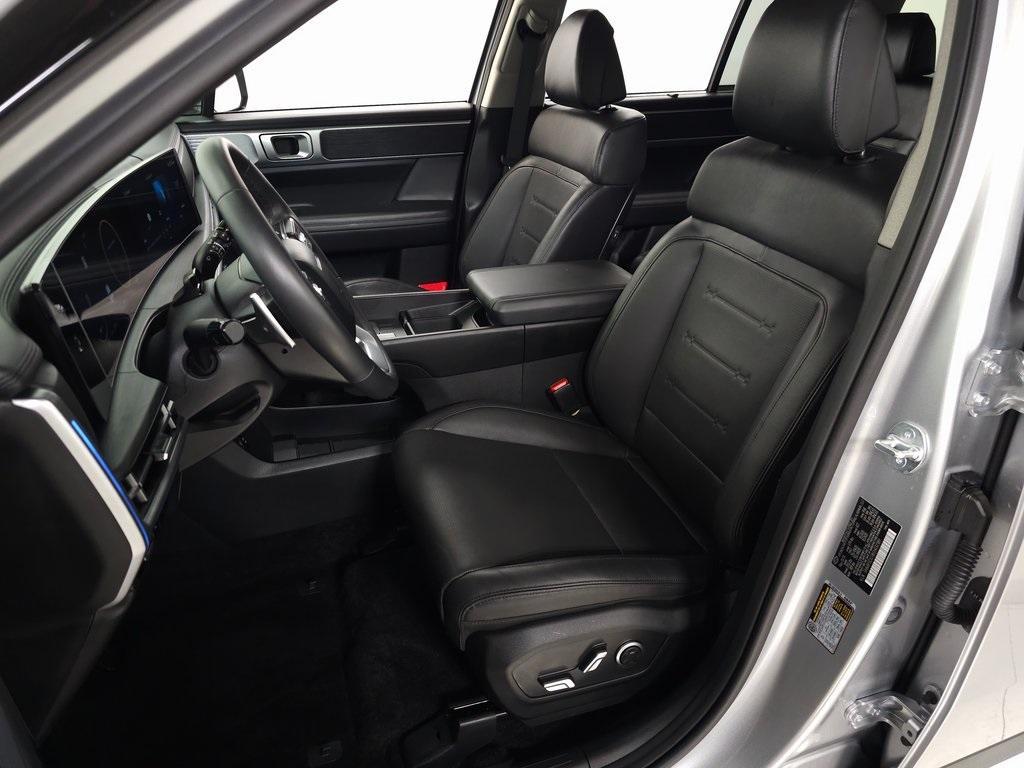 used 2025 Hyundai SANTA FE HEV car, priced at $43,490