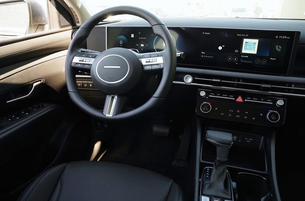 new 2025 Hyundai Tucson car, priced at $35,555