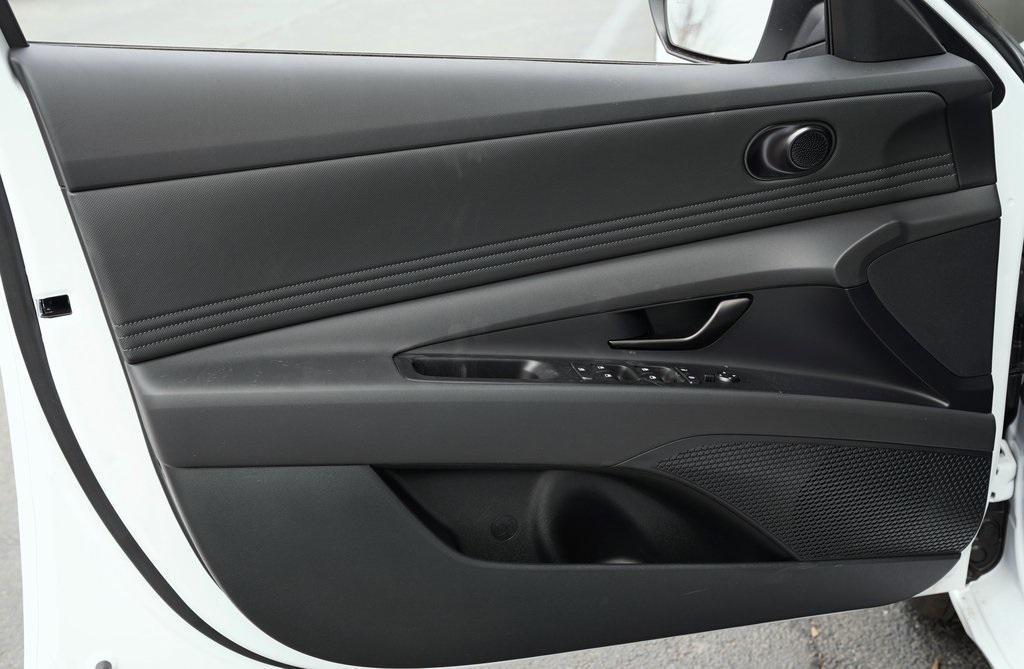 new 2025 Hyundai Elantra car, priced at $23,572