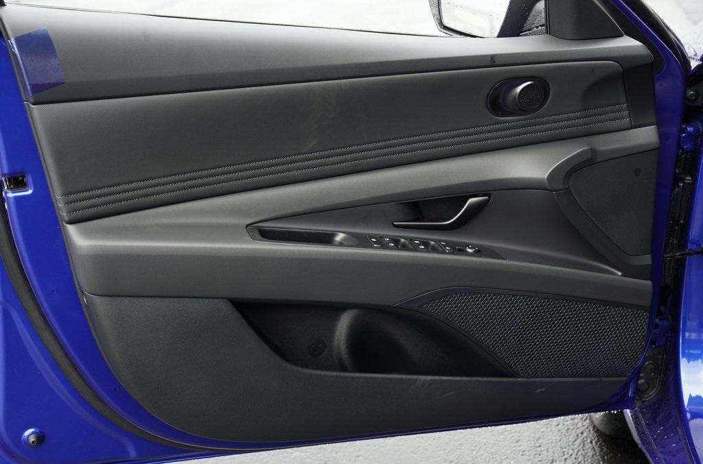 new 2025 Hyundai ELANTRA HEV car, priced at $27,755