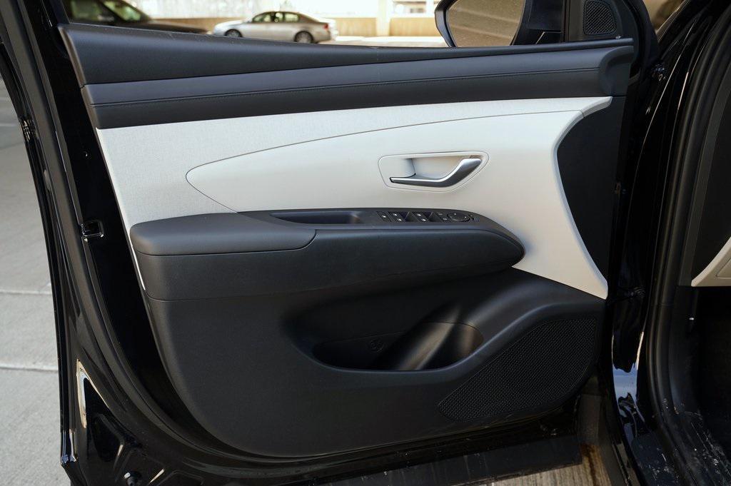 new 2025 Hyundai Tucson car, priced at $33,350