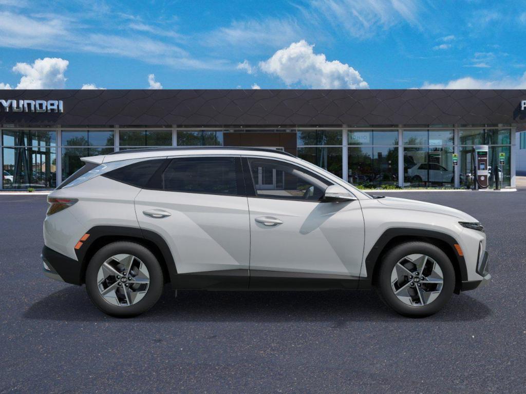 new 2025 Hyundai Tucson Hybrid car, priced at $37,227