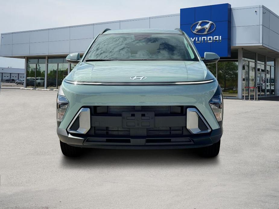 new 2025 Hyundai Kona car, priced at $28,674