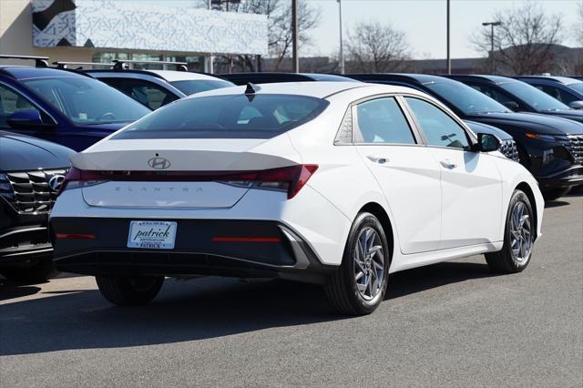 new 2024 Hyundai Elantra car, priced at $22,288