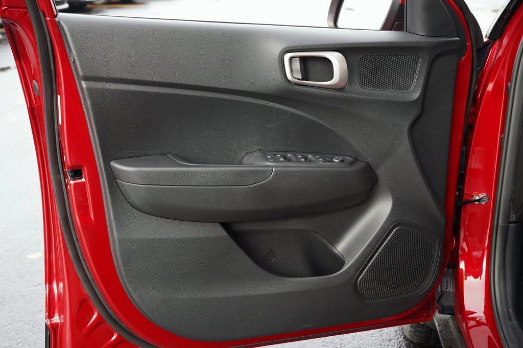 new 2025 Hyundai Venue car, priced at $22,720