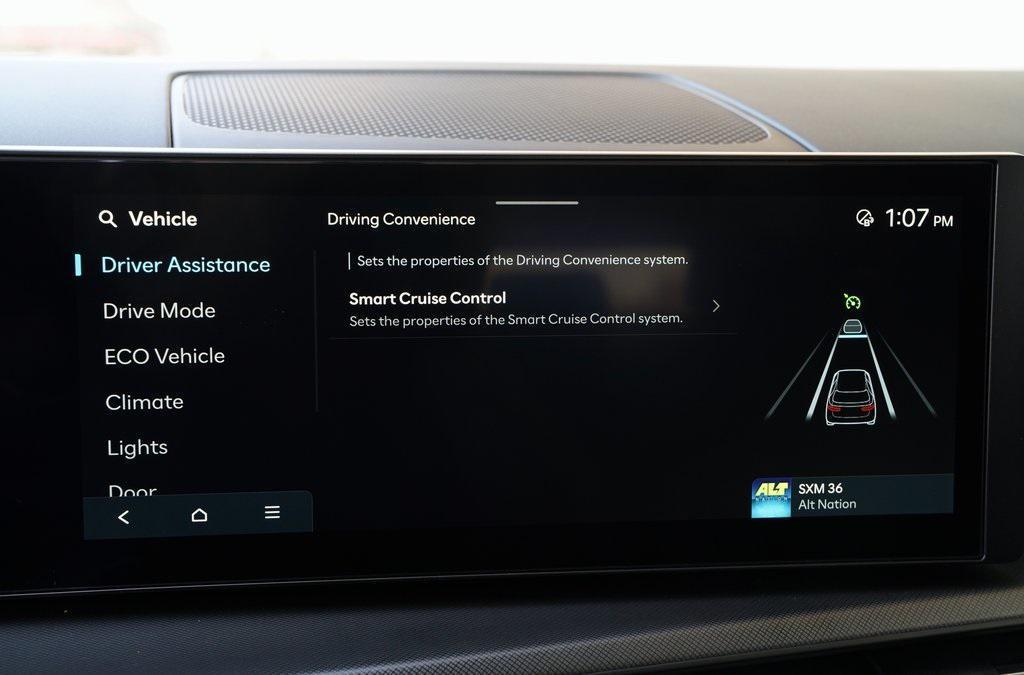 new 2025 Hyundai SANTA FE HEV car, priced at $40,434