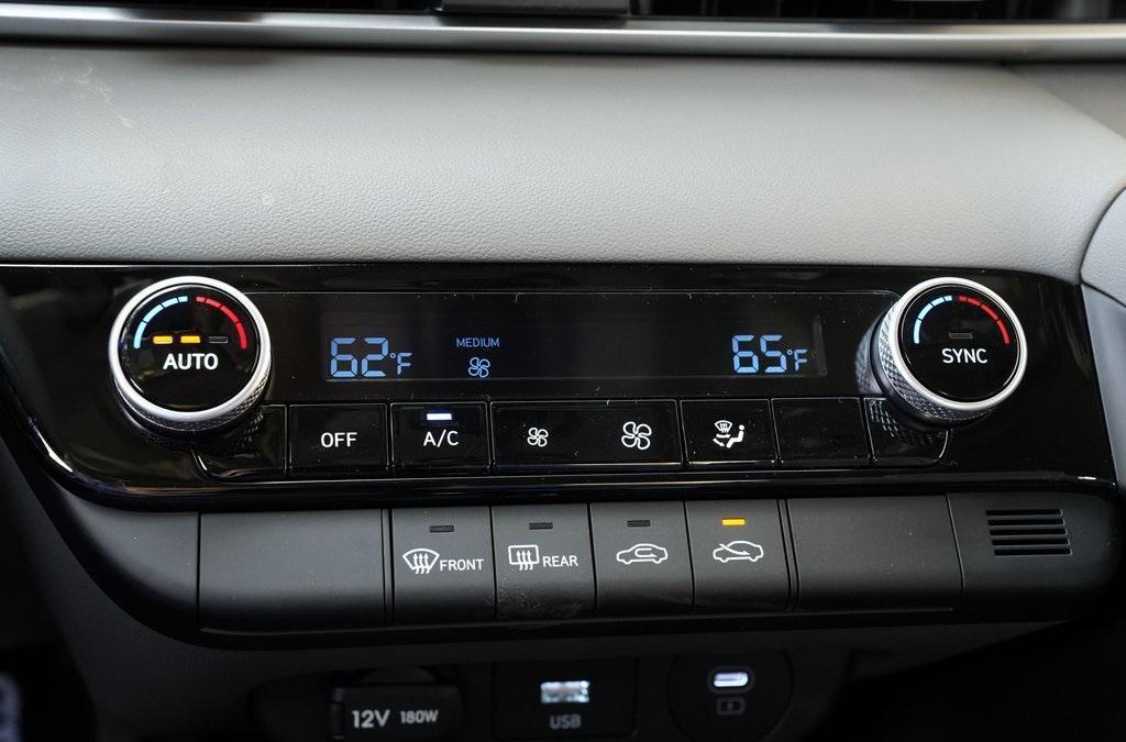 new 2025 Hyundai Elantra car, priced at $24,290
