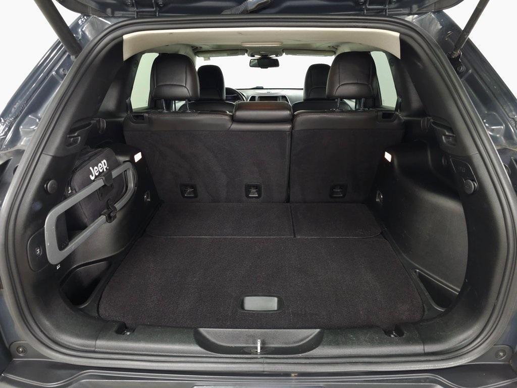 used 2018 Jeep Cherokee car, priced at $15,410