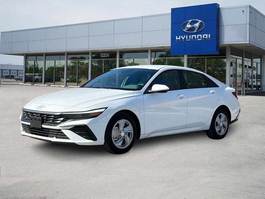 new 2024 Hyundai Elantra car, priced at $22,699