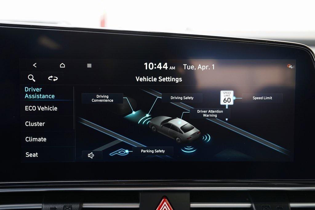 new 2025 Hyundai ELANTRA HEV car, priced at $30,060