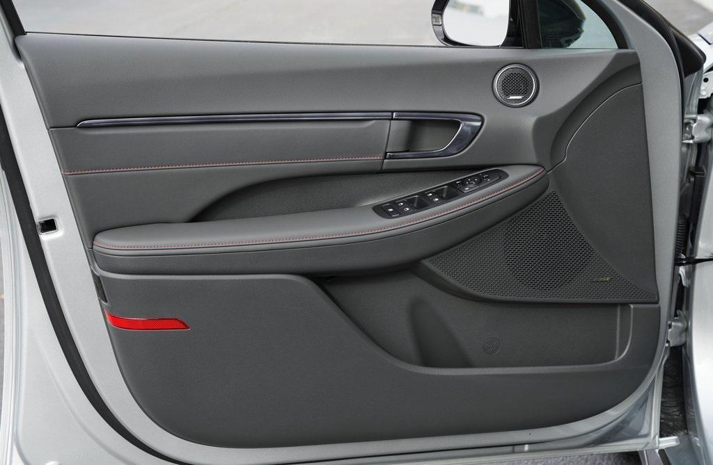 new 2025 Hyundai Sonata car, priced at $36,025