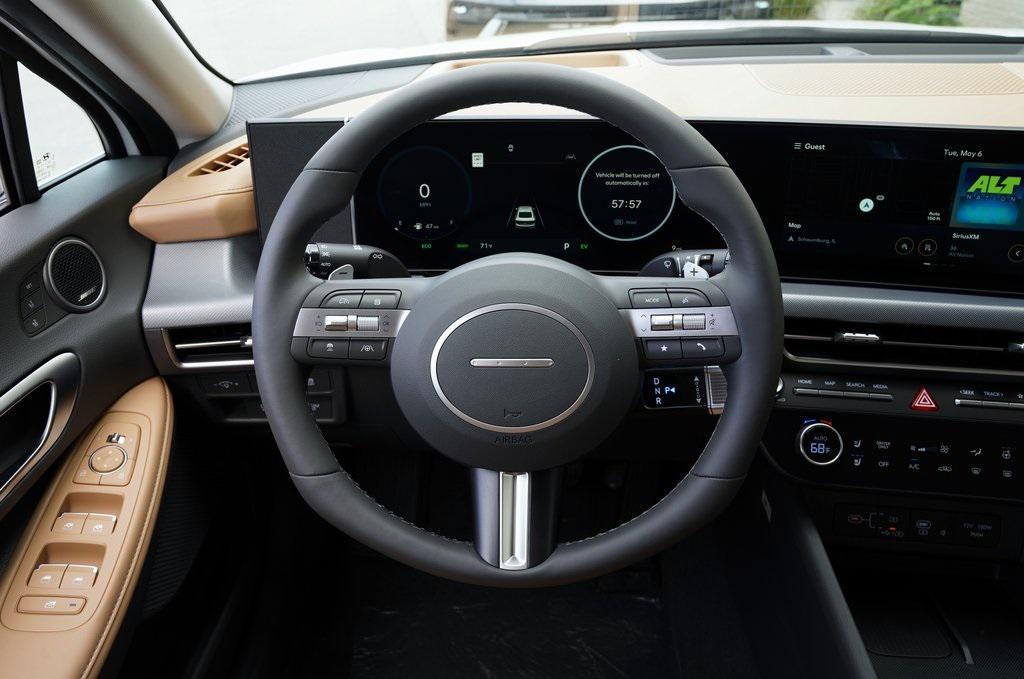 new 2025 Hyundai Sonata Hybrid car, priced at $39,025