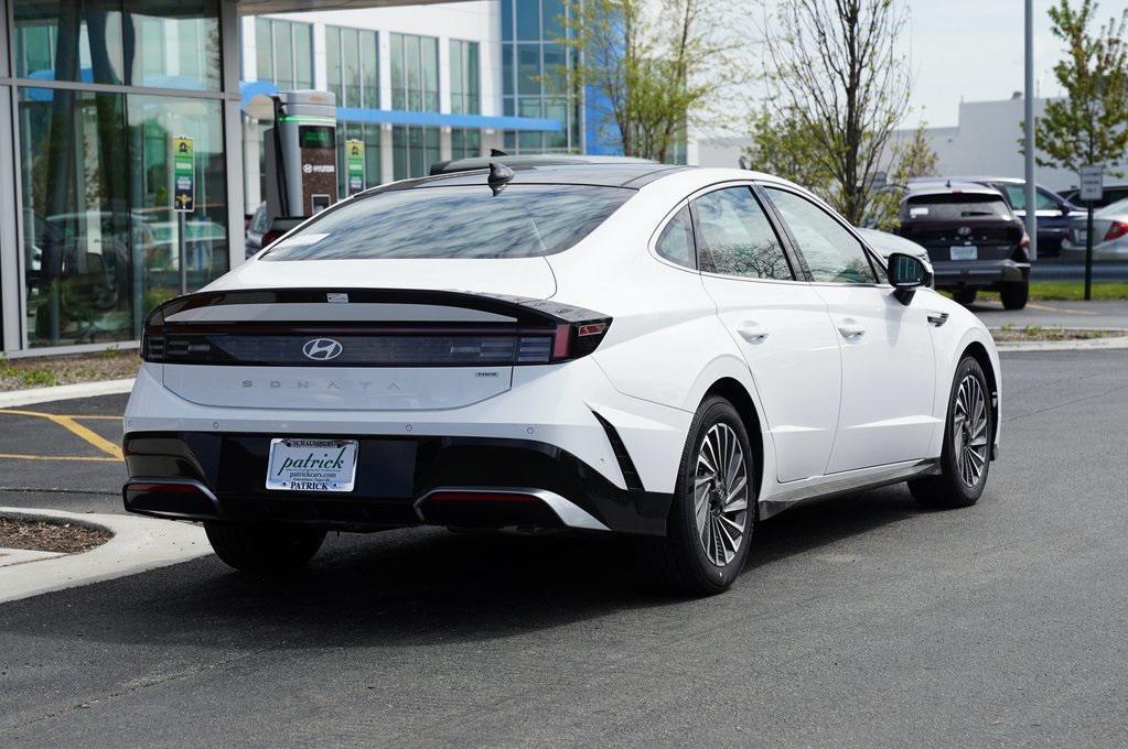 new 2025 Hyundai Sonata Hybrid car, priced at $39,025