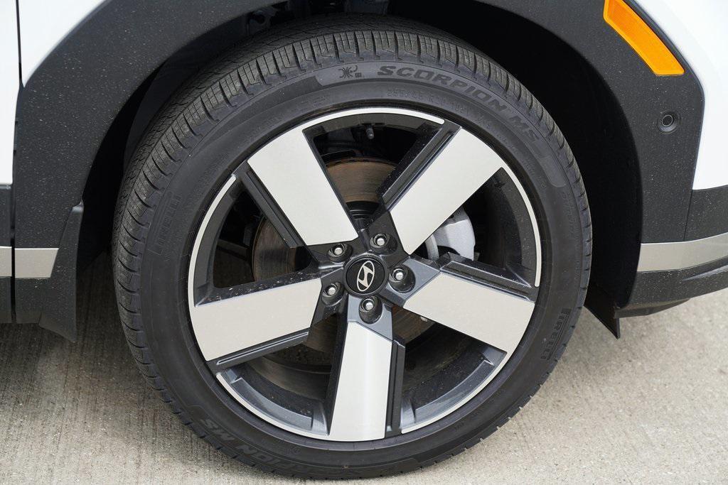 new 2025 Hyundai Santa Fe car, priced at $44,980