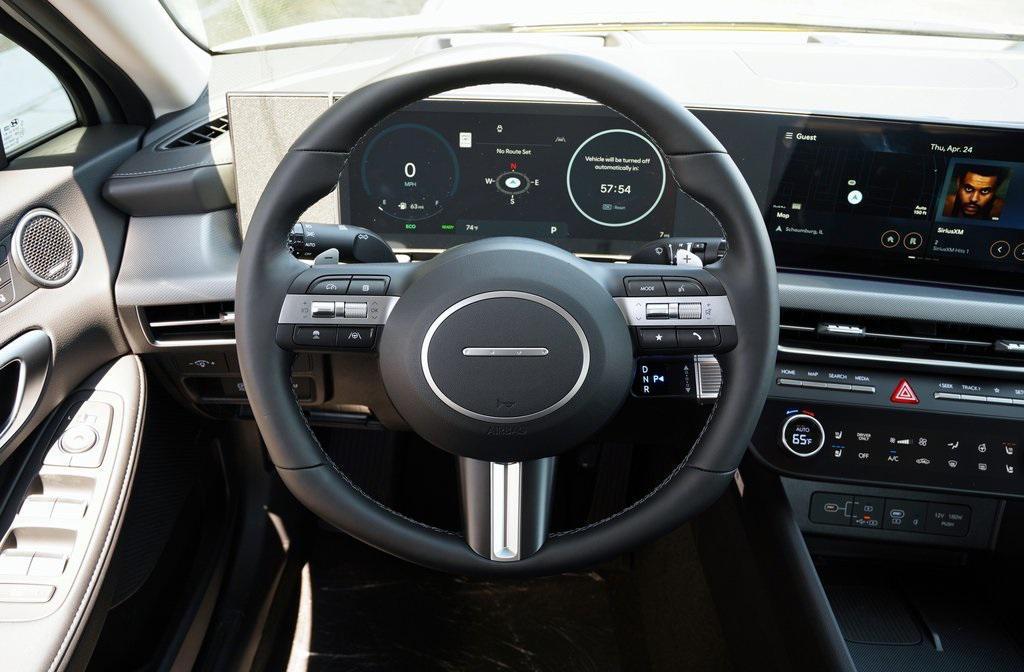 new 2025 Hyundai Sonata Hybrid car, priced at $38,070