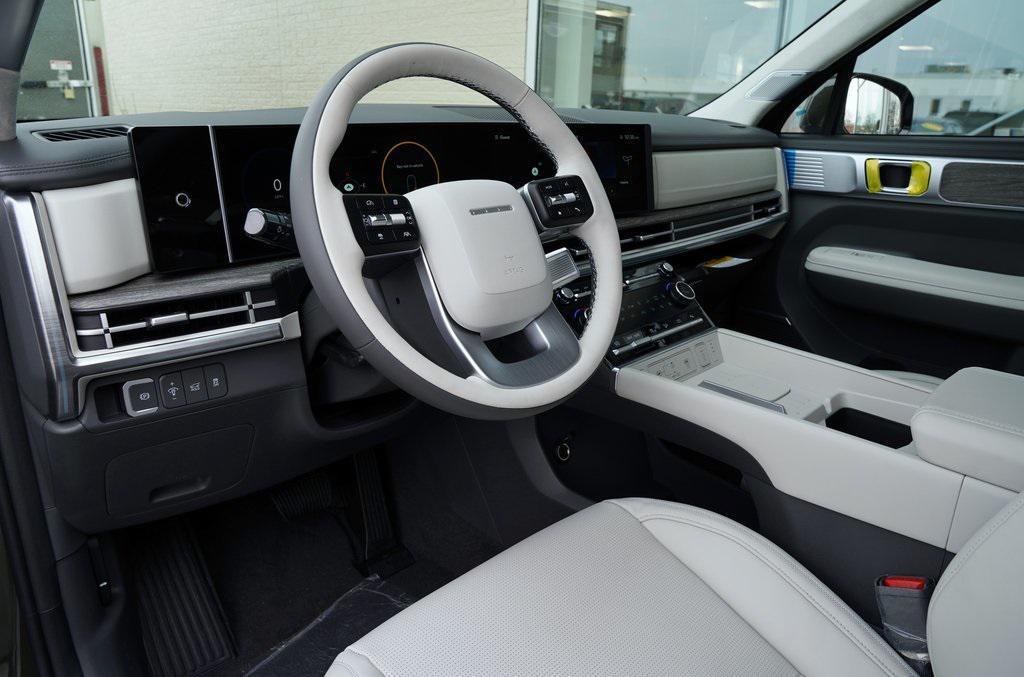 new 2025 Hyundai SANTA FE HEV car, priced at $48,385