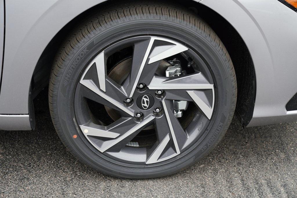 new 2025 Hyundai ELANTRA HEV car, priced at $30,090