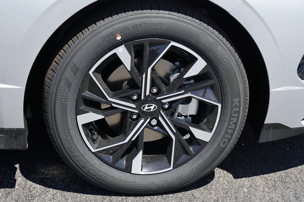 new 2025 Hyundai Sonata car, priced at $28,610