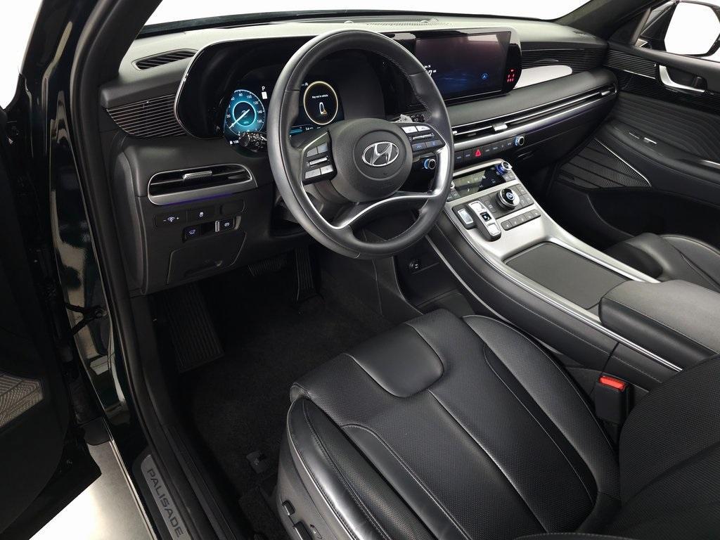 used 2024 Hyundai Palisade car, priced at $40,500