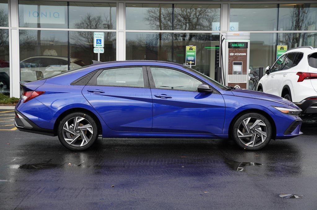 new 2025 Hyundai Elantra car, priced at $23,760