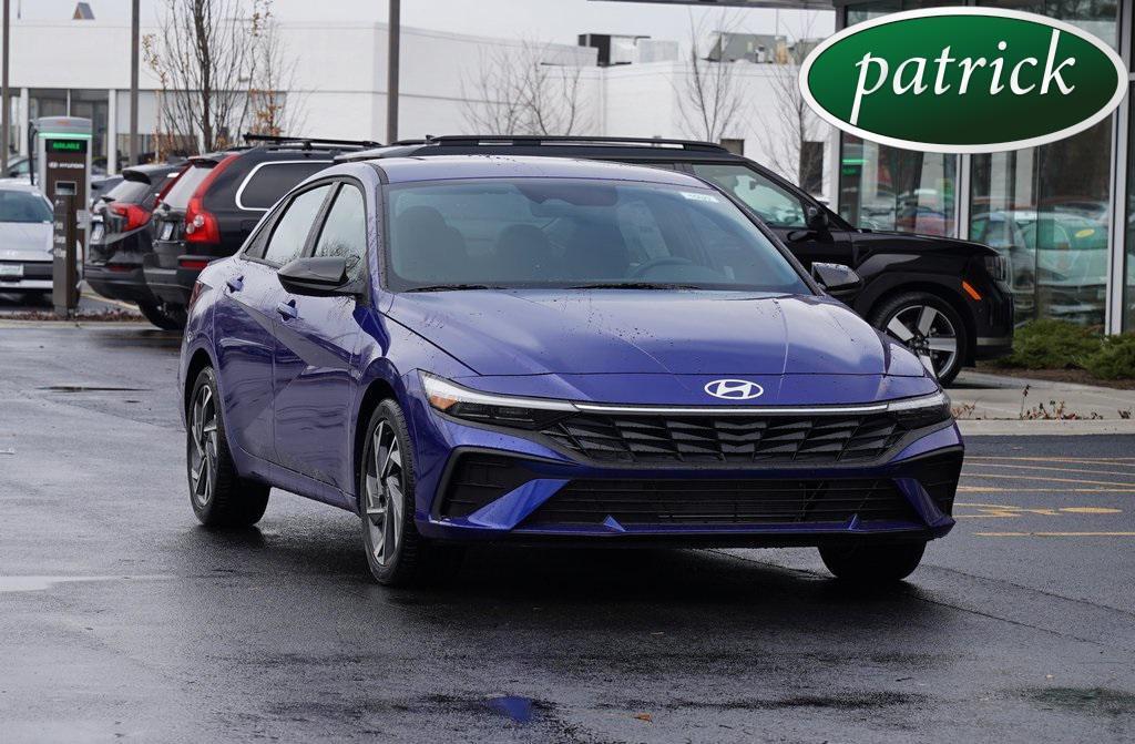 new 2025 Hyundai Elantra car, priced at $23,760