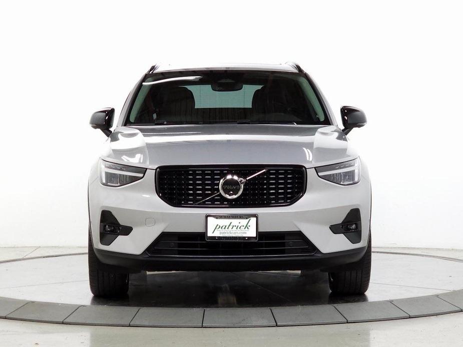 new 2023 Volvo XC40 car, priced at $39,488