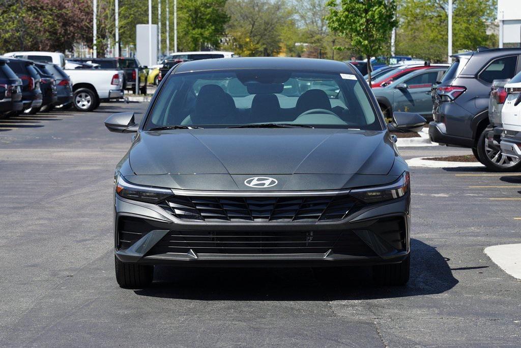 new 2025 Hyundai ELANTRA HEV car, priced at $25,965