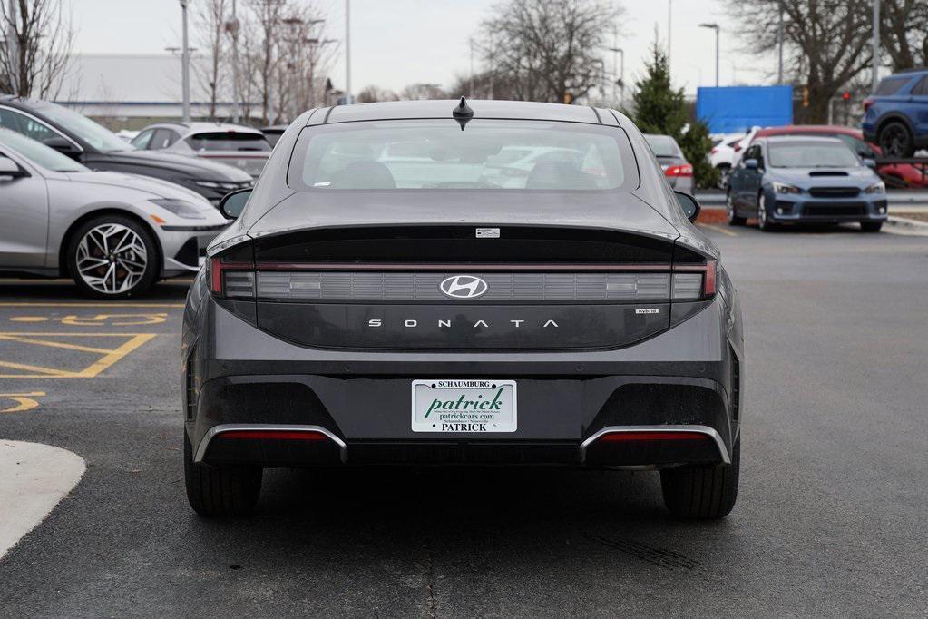 new 2025 Hyundai Sonata Hybrid car, priced at $38,658