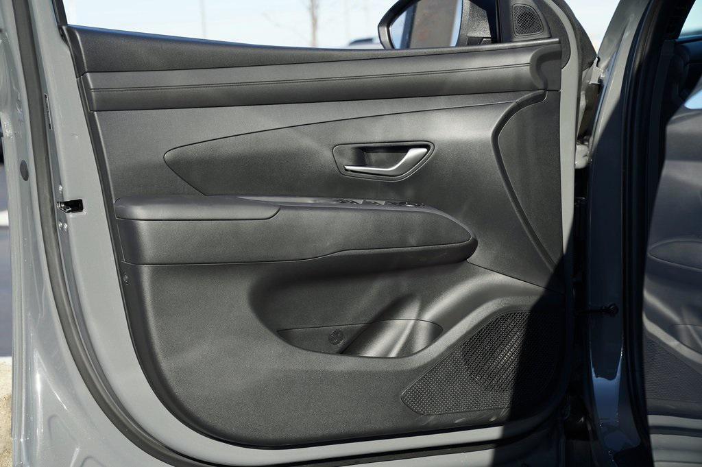 new 2025 Hyundai Tucson car, priced at $35,395