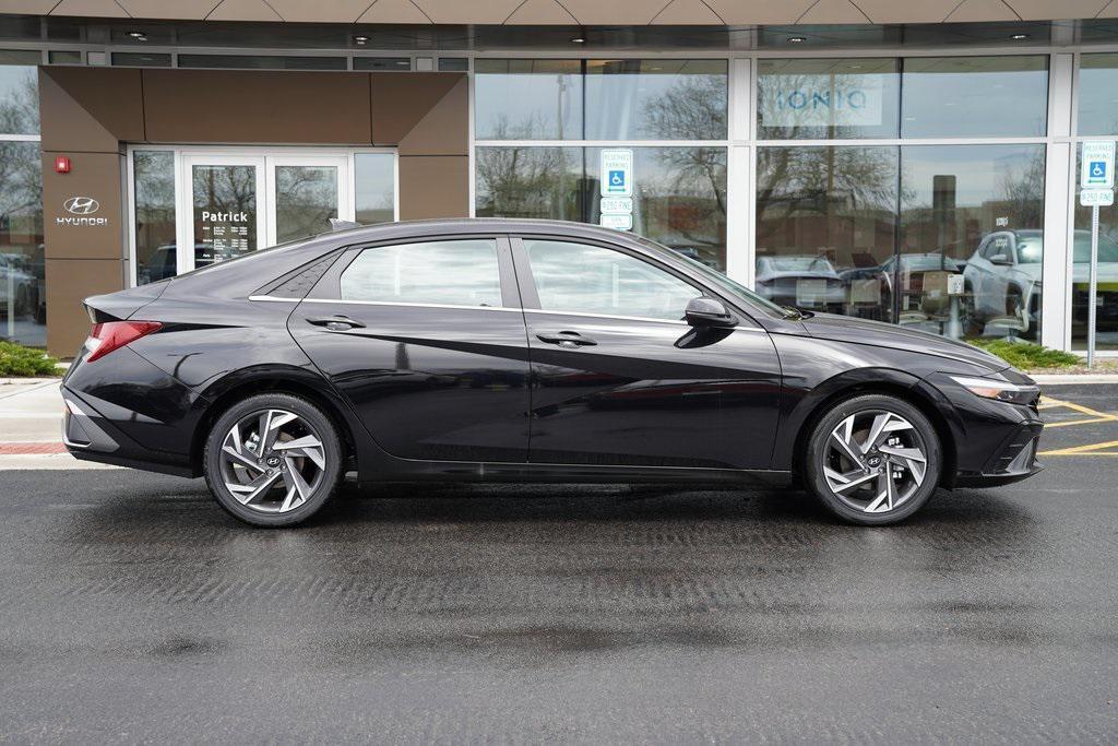 new 2025 Hyundai Elantra car, priced at $27,285