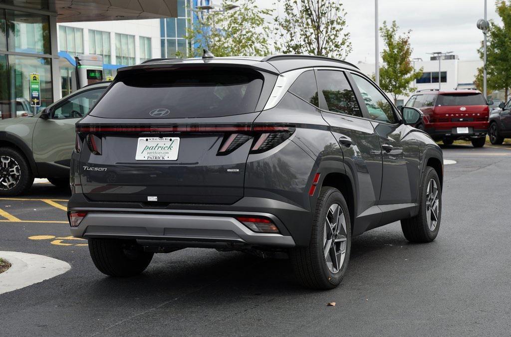 new 2025 Hyundai Tucson car, priced at $35,105
