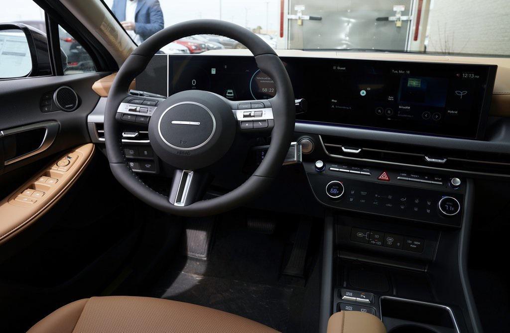 new 2025 Hyundai Sonata Hybrid car, priced at $37,990