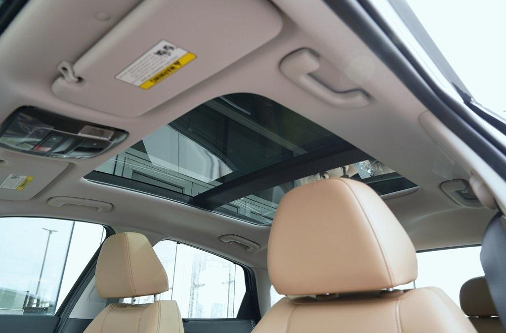 new 2025 Hyundai Sonata Hybrid car, priced at $37,990