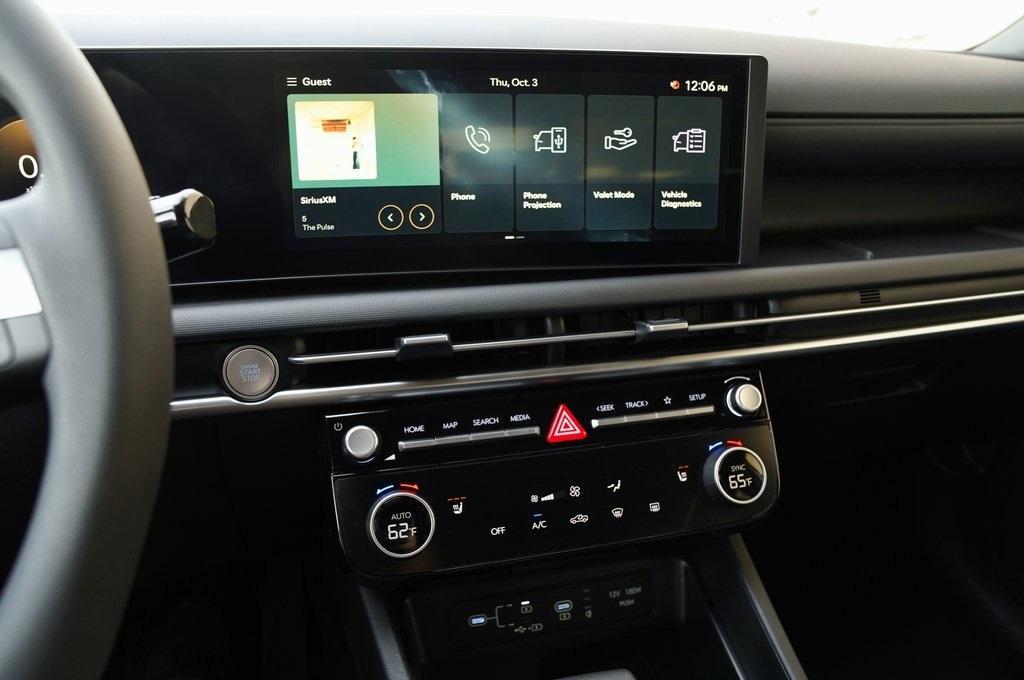 used 2025 Hyundai SANTA CRUZ car, priced at $33,810