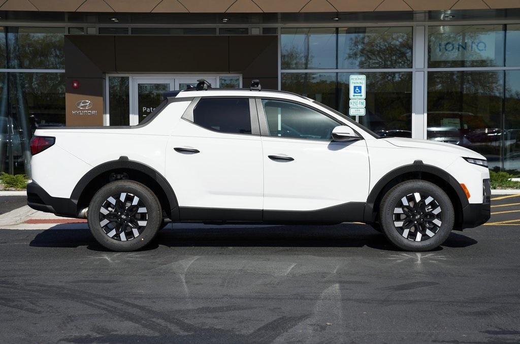 used 2025 Hyundai SANTA CRUZ car, priced at $33,810