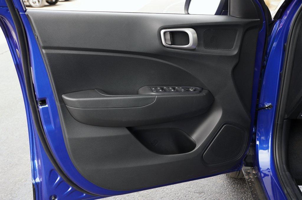 new 2025 Hyundai Venue car, priced at $23,545