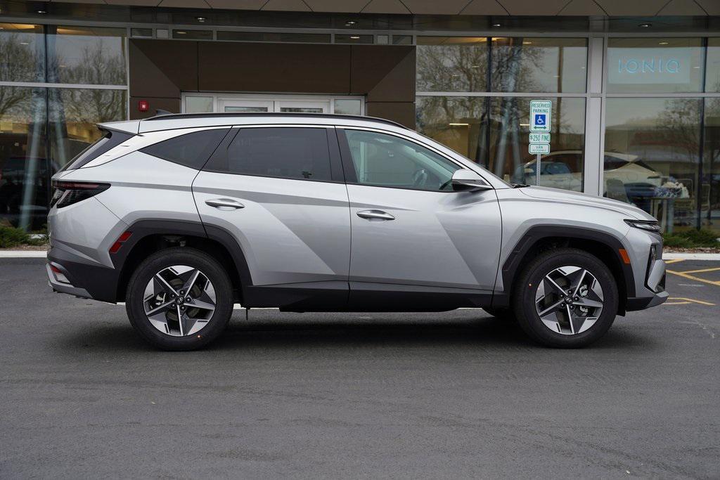 new 2025 Hyundai Tucson car, priced at $35,055