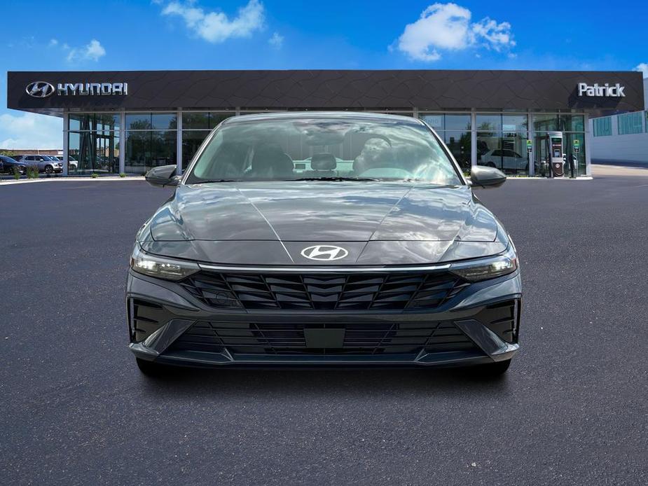 new 2025 Hyundai Elantra car, priced at $26,610