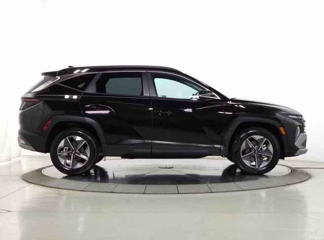 used 2025 Hyundai Tucson car, priced at $32,900