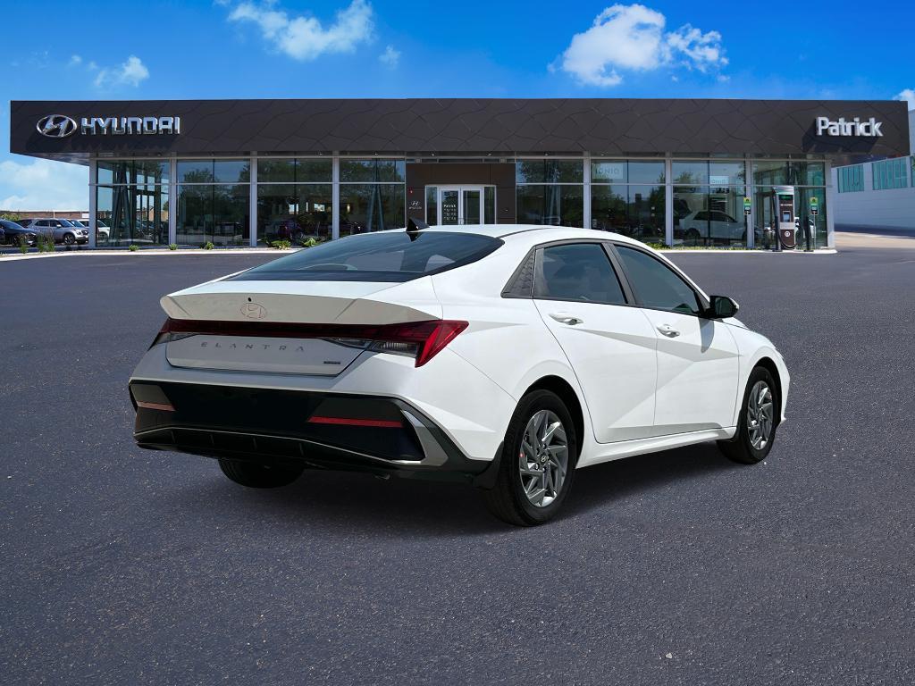 new 2025 Hyundai Elantra HEV car, priced at $26,275