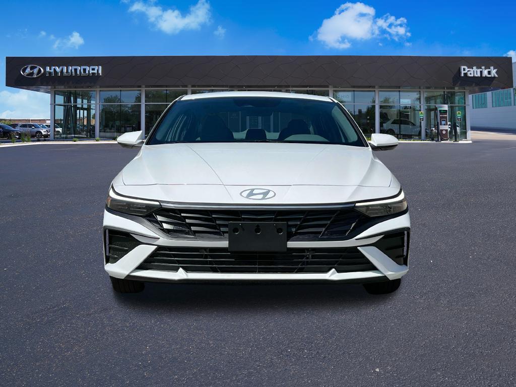 new 2025 Hyundai Elantra HEV car, priced at $26,275